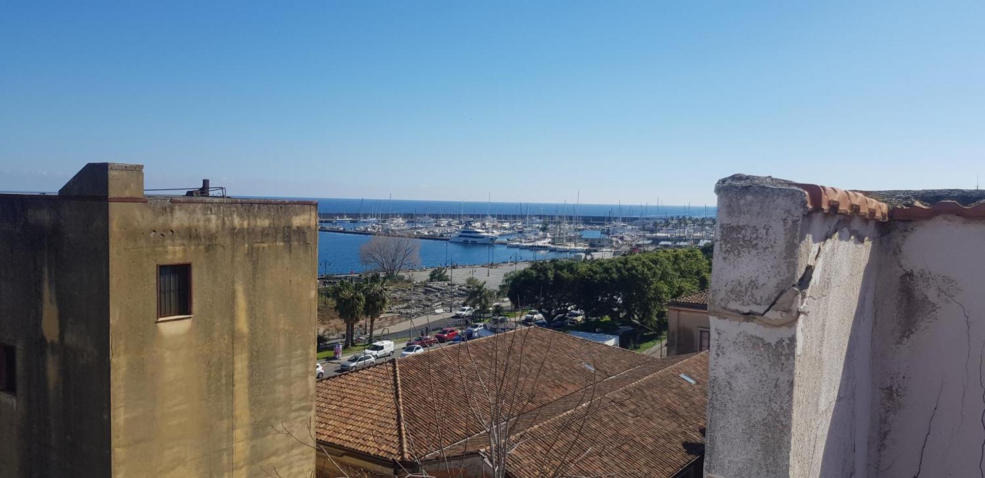 Appartement Alba Marina E Tramonti Etnei à Riposto Extérieur photo